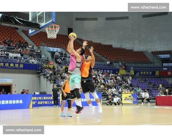 高清篮球直播全程跟踪精彩赛事即时更新让你不错过每一场精彩对决 - 副本 (7) - 副本 - 副本